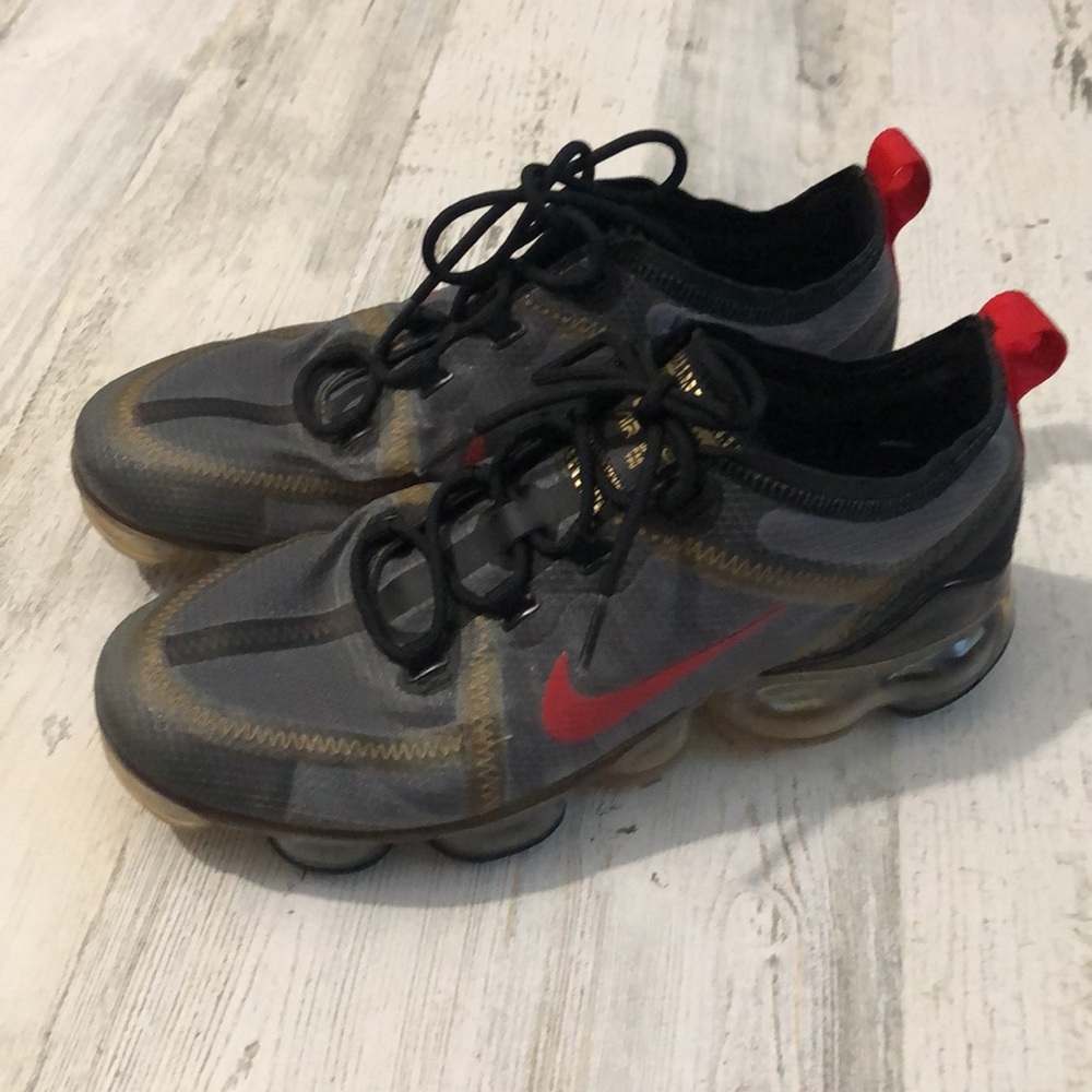 Nike Vapor Max Shoes Size 8.5